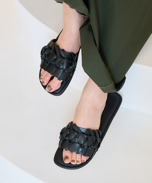 FREAK'S STORE(フリークスストア)の「SOFI/ソフィー 編み込みレザーサンダル(サンダル・レディース・ブラック/キャメル・36/37/38)」の3枚目の写真