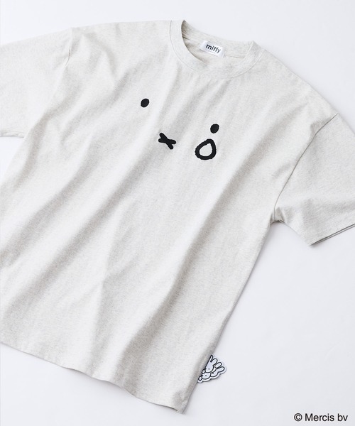 Miffy( ミッフィー)の「【miffy/ミッフィー】Dick Bruna ディック・ブルーナ オリジナルデザイン Tシャツ ドロップショルダー ユニセックス(Tシャツ/カットソー・メンズ・ホワイト系その他2/ベージュ系その他/ホワイト系その他/ピンク系その他2・SMALL/MEDIUM/LARGE)」の3枚目の写真