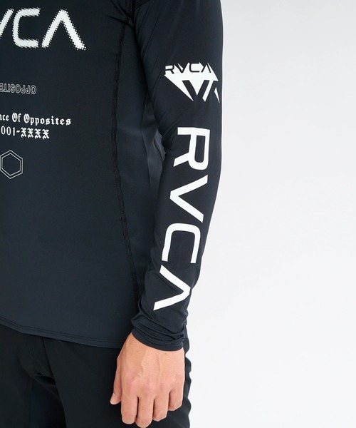 RVCA（ルーカ）の「RVCA メンズ 【VA SPORT】 SPORT RASHGUARD LS 長袖ラッシュガード 【2025年春夏モデル】/ルーカロゴ長袖ラグランスリーブラッシュガード(水着)（ラッシュガード・メンズ・ブラック×ホワイト/ブラック・X-LARGE/LARGE/MEDIUM/SMALL）」の9枚目の写真