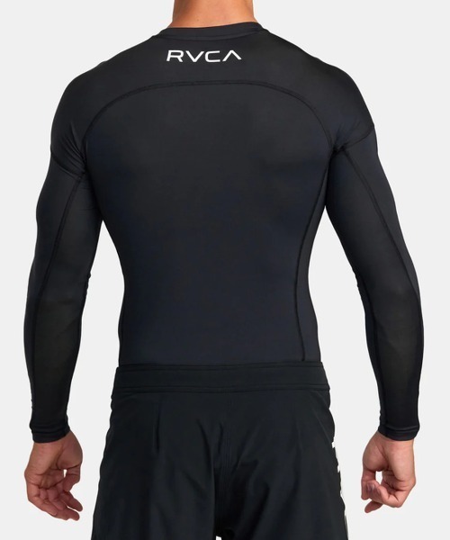 RVCA（ルーカ）の「RVCA メンズ 【VA SPORT】 SPORT RASHGUARD LS 長袖ラッシュガード 【2025年春夏モデル】/ルーカロゴ長袖ラグランスリーブラッシュガード(水着)（ラッシュガード・メンズ・ブラック×ホワイト/ブラック・X-LARGE/LARGE/MEDIUM/SMALL）」の3枚目の写真