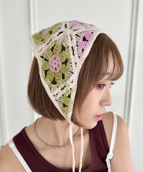 SOLLON.（ソルロン）の「アソートかぎ編みフラワーバブーシュカ（その他ヘアアクセサリー・レディース・その他1/その他2/その他3/その他4/その他5/その他6・FREE）」の3枚目の写真