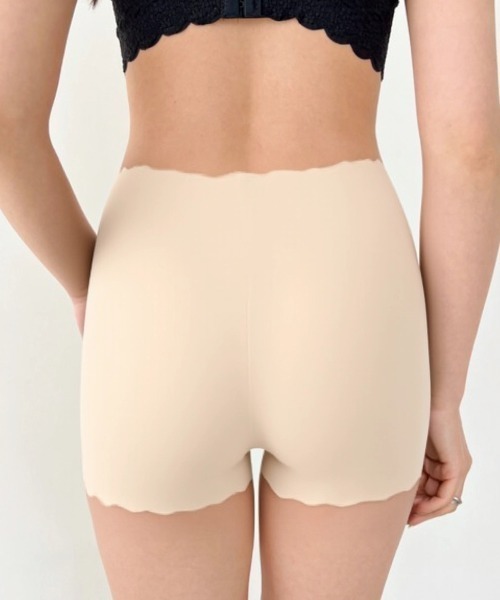 CLEA（クレア）の「シームレスペチコート（インナーウェア/肌着・レディース・ブラック/ホワイト/ベージュ/グレー・FREE）」の7枚目の写真