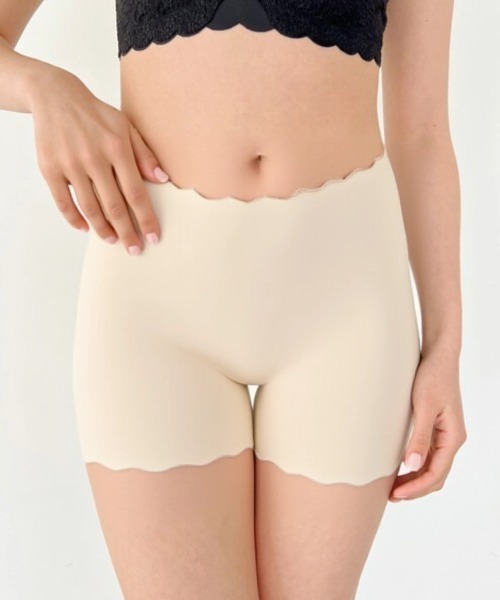 CLEA（クレア）の「シームレスペチコート（インナーウェア/肌着・レディース・ブラック/ホワイト/ベージュ/グレー・FREE）」の6枚目の写真