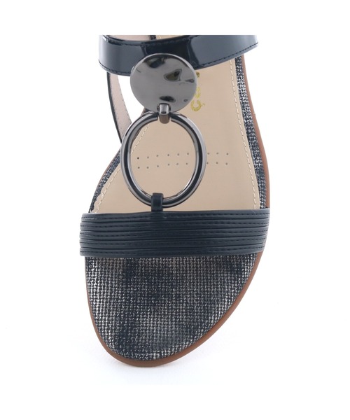 cava cava（サヴァサヴァ）の「メタルリングサンダル　7420197（サンダル・レディース・オフホワイト/ブラック/オレンジ/ライトグリーン・S/M/L/LL）」の21枚目の写真