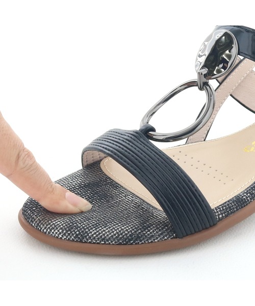 cava cava（サヴァサヴァ）の「メタルリングサンダル　7420197（サンダル・レディース・オフホワイト/ブラック/オレンジ/ライトグリーン・S/M/L/LL）」の22枚目の写真