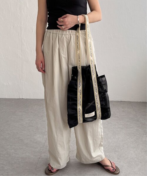 LBC（エルビーシー）の「メッシュフリルトートバッグ（ショルダーバッグ・レディース・グレー/ブラック・FREE）」の6枚目の写真