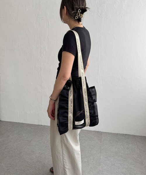 LBC（エルビーシー）の「メッシュフリルトートバッグ（ショルダーバッグ・レディース・グレー/ブラック・FREE）」の19枚目の写真