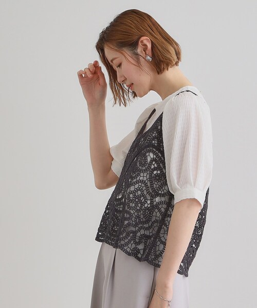 grove(グローブ)の「1枚でお洒落に決まるレースビスチェ×ブラウスSET(シャツ/ブラウス・レディース・アイボリー/スミクロ/ブルー/オレンジ・02/03/01)」の13枚目の写真