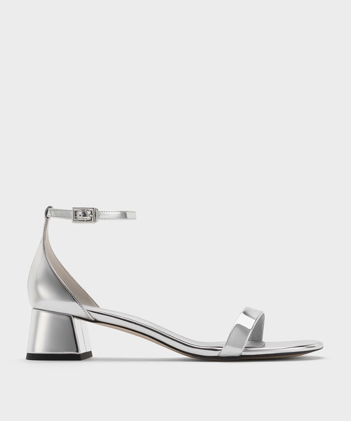 CHARLES & KEITH(チャールズ & キース)の「ローブロックヒール アンクルストラップサンダル(サンダル・レディース・アイボリー/シルバー/ブラック系その他2・25.5cm/26.5cm/22cm/22.5cm/23cm/23.5cm/24.5cm/25cm)」の20枚目の写真