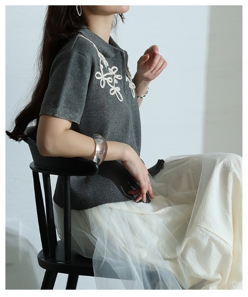 Sawa a la mode（サワアラモード）の「コード刺繍Wジップニットブルゾン（ニット/セーター・レディース・チャコールグレー・FREE）」の17枚目の写真