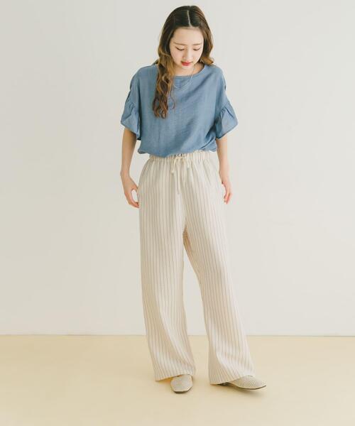 ITEMS URBANRESEARCH(アイテムズ アーバンリサーチ)の「袖フリルブラウス(シャツ/ブラウス・レディース・オフホワイト/ブラック/ブルー・FREE)」の10枚目の写真