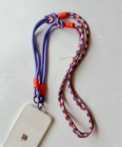 lit.Cy（リットシー）の「カラフルロープ コンビ スマホショルダー ストラップ（スマホグッズ・レディース・ブラック/イエロー系その他/ライトブルー/パープル/ネイビー・FREE）」の4枚目の写真