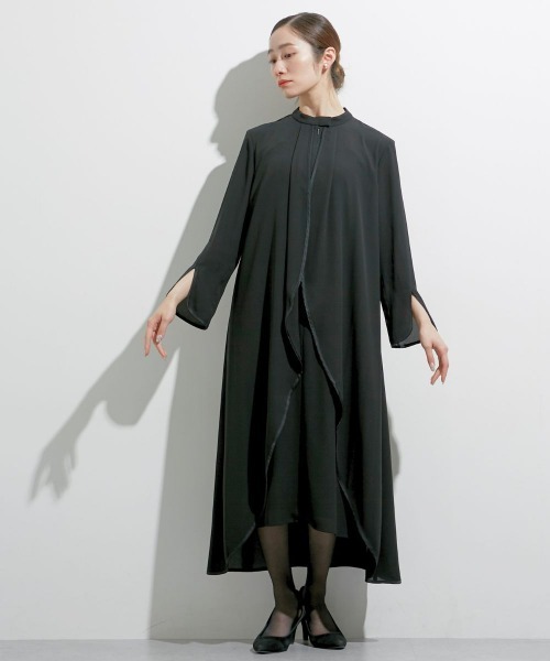 Callarus Black Formal(カラルスブラックフォーマル)の「|日本製生地|喪服・礼服|洗える|防しわ(イージーケア)|レディース| フロントファスナー|袖スリット|デザインワンピース|おしゃれ きれいめ |(スーツセット・レディース・ブラック・M/L/LL/3L)」の18枚目の写真