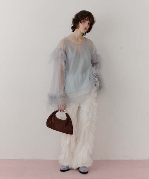 LE VERNIS（ル・ベルニ）の「≪YUKIKO KOJIMAさん　リールご紹介アイテム≫LE VERNIS(ル・ベルニ)Sculpture triangle bag S（ハンドバッグ・レディース・ベージュ/ライトグレー/ブラウン/ブラック/ホワイト/レオパード・FREE）」の20枚目の写真