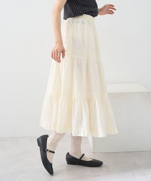 earth music&ecology(アースミュージックアンドエコロジー)の「ピンタックティアードミディスカート(スカート・レディース・アイボリー/ブラック・FREE)」の16枚目の写真