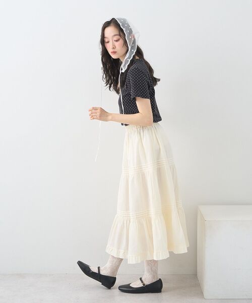 earth music&ecology(アースミュージックアンドエコロジー)の「ピンタックティアードミディスカート(スカート・レディース・アイボリー/ブラック・FREE)」の19枚目の写真