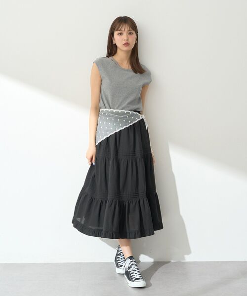 earth music&ecology(アースミュージックアンドエコロジー)の「ピンタックティアードミディスカート(スカート・レディース・アイボリー/ブラック・FREE)」の22枚目の写真