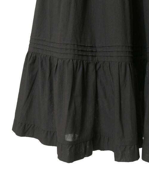 earth music&ecology(アースミュージックアンドエコロジー)の「ピンタックティアードミディスカート(スカート・レディース・アイボリー/ブラック・FREE)」の6枚目の写真