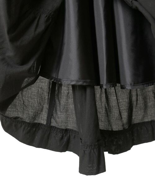 earth music&ecology(アースミュージックアンドエコロジー)の「ピンタックティアードミディスカート(スカート・レディース・アイボリー/ブラック・FREE)」の7枚目の写真