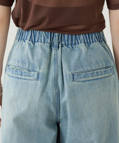 Omekashi(オメカシ)の「ドロストタックワイドデニム(デニムパンツ・レディース・インディゴブルー/ブルー系その他・38/36)」の17枚目の写真