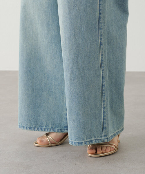 Omekashi(オメカシ)の「ドロストタックワイドデニム(デニムパンツ・レディース・インディゴブルー/ブルー系その他・38/36)」の12枚目の写真