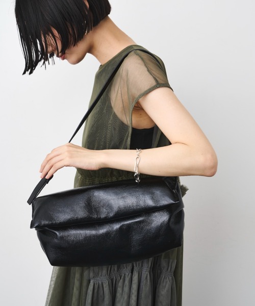 LE VERNIS(ル・ベルニ)の「LE VERNIS(ル・ベルニ) Soft wide bag(ハンドバッグ・レディース・ボルドー/ブラック・FREE)」の12枚目の写真