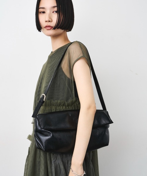 LE VERNIS(ル・ベルニ)の「LE VERNIS(ル・ベルニ) Soft wide bag(ハンドバッグ・レディース・ボルドー/ブラック・FREE)」の14枚目の写真