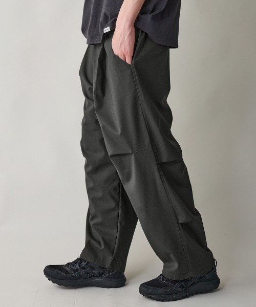 rehacer（レアセル）の「rehacer : Ridge Tuck Pants / リッジ タック パンツ（スラックス・メンズ・ブラウン/ブラック・SMALL/MEDIUM/LARGE）」の22枚目の写真