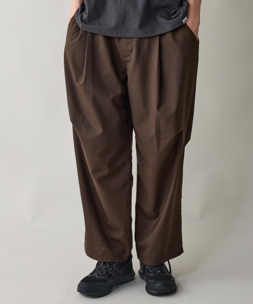 rehacer（レアセル）の「rehacer : Ridge Tuck Pants / リッジ タック パンツ（スラックス・メンズ・ブラウン/ブラック・SMALL/MEDIUM/LARGE）」の21枚目の写真