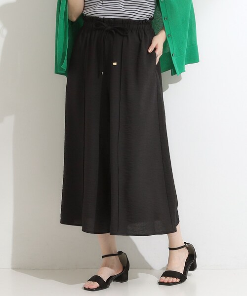 DRESKIP（ドレスキップ）の「◆【S-LL/ひんやり】さらっとタッチできれい見え ピンタックスカーチョ（その他パンツ・レディース・チャコールグレー/ブルー/ブラック/ベージュ・01/02/03/04）」の9枚目の写真