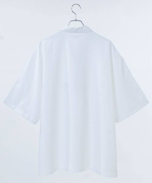 JOHN'S CLOSET(ジョンズクローゼット)の「【14】アソートプリント サイドスリット オーバーサイズ ハーフジップシャツ(シャツ/ブラウス・メンズ・ブラック系1/ネイビー系1/ホワイト系1/ホワイト系2/グレー系2/グレー系3/ブラック系2/ネイビー系2・LARGE/MEDIUM)」の9枚目の写真