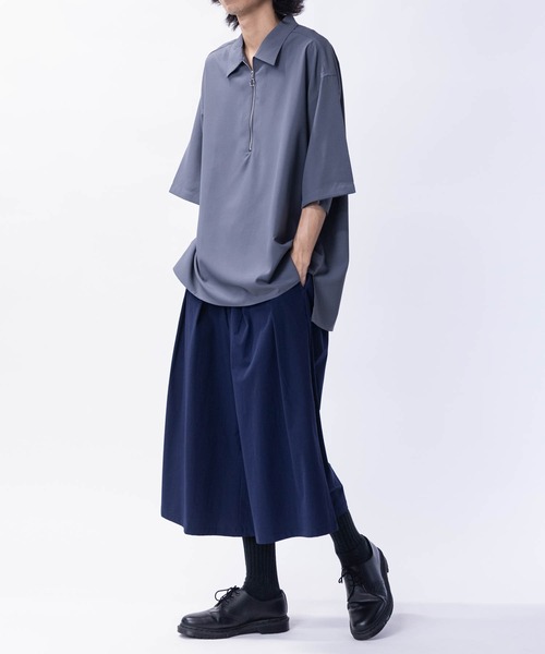 JOHN'S CLOSET(ジョンズクローゼット)の「【14】アソートプリント サイドスリット オーバーサイズ ハーフジップシャツ(シャツ/ブラウス・メンズ・ブラック系1/ネイビー系1/ホワイト系1/ホワイト系2/グレー系2/グレー系3/ブラック系2/ネイビー系2・LARGE/MEDIUM)」の19枚目の写真