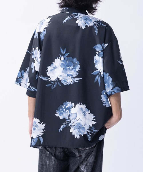 JOHN'S CLOSET(ジョンズクローゼット)の「【14】アソートプリント サイドスリット オーバーサイズ ハーフジップシャツ(シャツ/ブラウス・メンズ・ブラック系1/ネイビー系1/ホワイト系1/ホワイト系2/グレー系2/グレー系3/ブラック系2/ネイビー系2・LARGE/MEDIUM)」の19枚目の写真