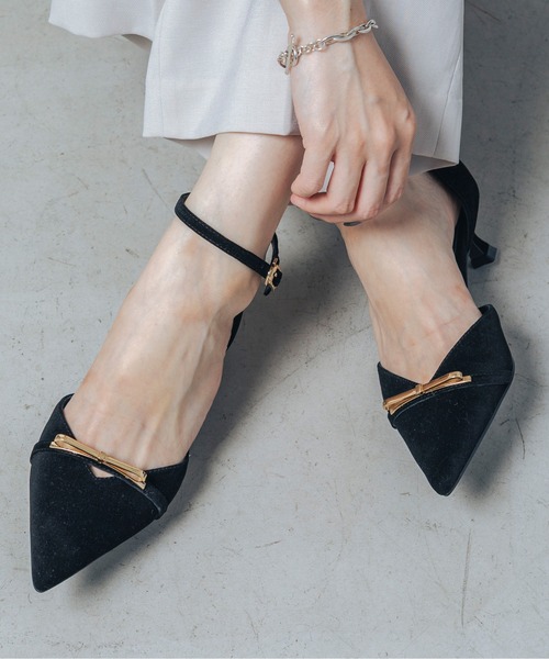 EVOL(イーボル)の「【クッション入り・ふかふか】4.5cmリボンセパレートパンプス BZ23837(パンプス・レディース・ベージュ/ブラック/グレー系その他・22.5cm/23.5cm/24.5cm/23.0cm/24.0cm/22.0cm)」の1枚目の写真