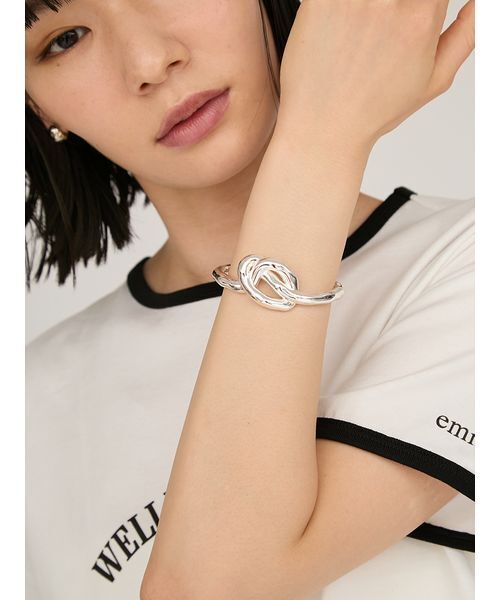 emmi（エミ）の「ツイストバングル（ブレスレット・レディース・ゴールド/シルバー・F）」の3枚目の写真