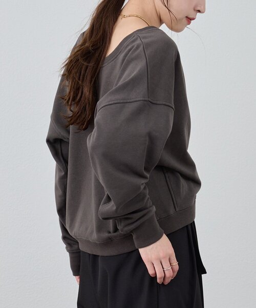 SHENERY（シーナリー）の「《前後2WAY仕様》カシュクールスウェット（スウェット・レディース・アイボリー/グレー系その他/ベージュ・FREE）」の9枚目の写真