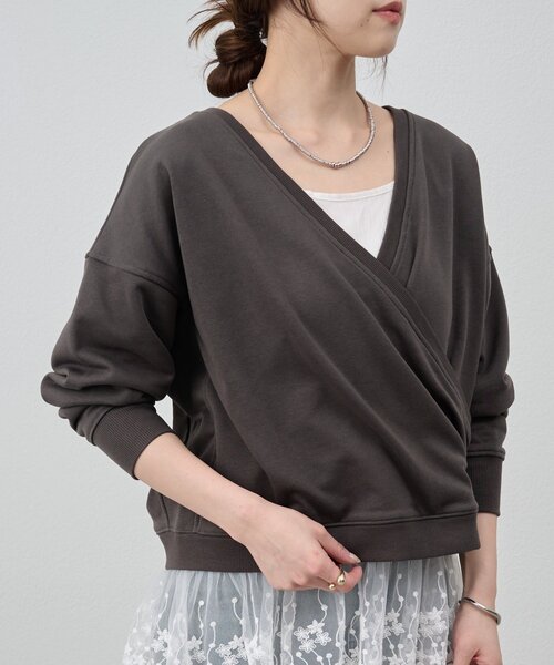 SHENERY（シーナリー）の「《前後2WAY仕様》カシュクールスウェット（スウェット・レディース・アイボリー/グレー系その他/ベージュ・FREE）」の16枚目の写真