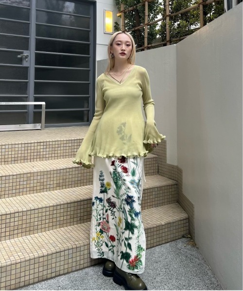 アメリヴィンテージ　ニット　セーター　アメリ SHEER FRILL V NECK KNIT TOP（ニット/セーター）｜Ameri