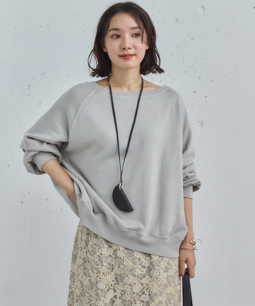 Doux archives（ドゥアルシーヴ）の「ピグメント裏毛プルオーバー（スウェット・レディース・チャコールグレー/グレイッシュベージュ/ブラウン・38）」の3枚目の写真