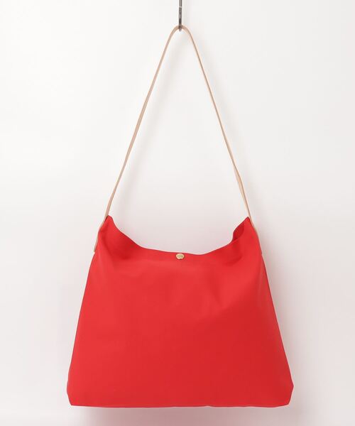 IL BISONTE（イルビゾンテ）の「IL BISONTE /  TC LEATHER / ショルダーバッグ / 2025 AUTUMN WINTER（ショルダーバッグ・レディース・ブラウン系その他/ブラック系その他2/オリーブ/ブラック/ブラウン系その他5/ブラウン系その他4/ブラウン系その他2/ネイビー系/ブラック系その他/ブラウン系その他3/レッド系その他/グリーン系その他/ブルー系その他/ネイビー・FREE）」の14枚目の写真