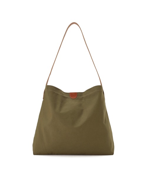IL BISONTE（イルビゾンテ）の「IL BISONTE /  TC LEATHER / ショルダーバッグ / 2025 AUTUMN WINTER（ショルダーバッグ・レディース・ブラウン系その他/ブラック系その他2/オリーブ/ブラック/ブラウン系その他5/ブラウン系その他4/ブラウン系その他2/ネイビー系/ブラック系その他/ブラウン系その他3/レッド系その他/グリーン系その他/ブルー系その他/ネイビー・FREE）」の10枚目の写真