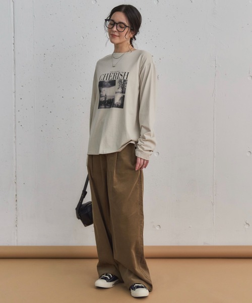 Doux archives（ドゥアルシーヴ）の「ＬｏｎｄｏｎプリントロンＴｅｅ（Tシャツ/カットソー・レディース・オフホワイト/ホワイト系その他/ベージュ/チャコールグレー・38）」の9枚目の写真