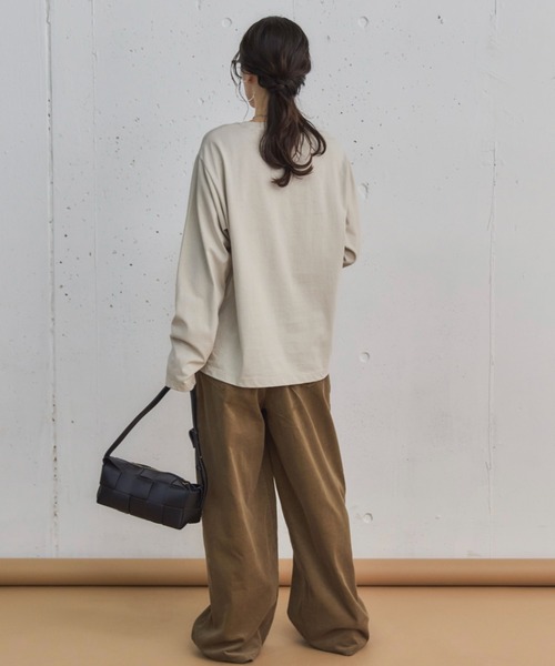 Doux archives（ドゥアルシーヴ）の「ＬｏｎｄｏｎプリントロンＴｅｅ（Tシャツ/カットソー・レディース・オフホワイト/ホワイト系その他/ベージュ/チャコールグレー・38）」の13枚目の写真