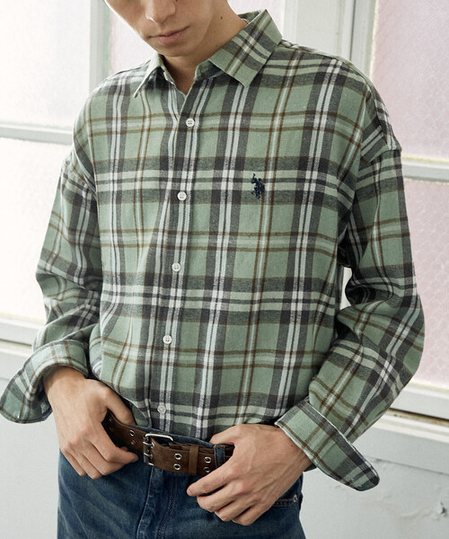 U.S. POLO ASSN.(ユーエスポロアッスン)の「U.S. POLO ASSN./ユーエスポロアッスン 別注ネルチェックシャツ/オンブレチェックシャツ(限定展開)(シャツ/ブラウス・メンズ・ブラック系その他/ブラウン系その他2/ブラック系その他2/ブラウン系その他/ベージュ系その他/グリーン系その他/ブルー系その他・SMALL/MEDIUM/LARGE)」の6枚目の写真