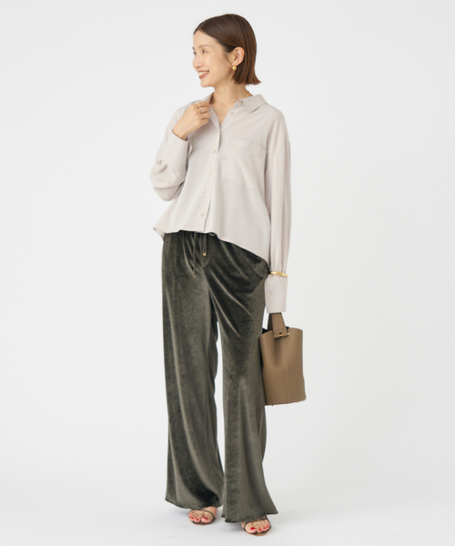 IENA（イエナ）の「SOALON ボクシーシャツ（シャツ/ブラウス・レディース・ブラウン/ベージュ・FREE）」の4枚目の写真