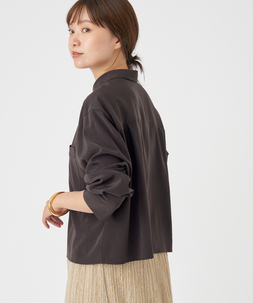 IENA（イエナ）の「SOALON ボクシーシャツ（シャツ/ブラウス・レディース・ブラウン/ベージュ・FREE）」の7枚目の写真