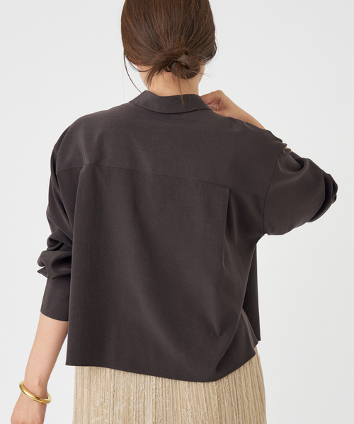 IENA（イエナ）の「SOALON ボクシーシャツ（シャツ/ブラウス・レディース・ブラウン/ベージュ・FREE）」の8枚目の写真