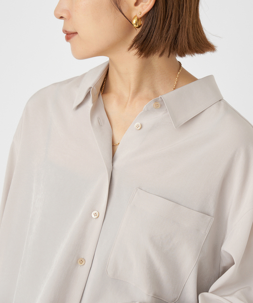 IENA（イエナ）の「SOALON ボクシーシャツ（シャツ/ブラウス・レディース・ブラウン/ベージュ・FREE）」の15枚目の写真