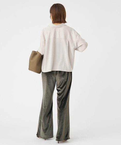 IENA（イエナ）の「SOALON ボクシーシャツ（シャツ/ブラウス・レディース・ブラウン/ベージュ・FREE）」の20枚目の写真