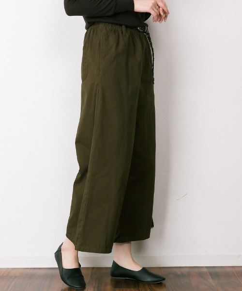 RCD(アールシーディー)の「綿100% ワイドチノパンツ(チノパンツ・レディース・カーキ/ベージュ/ブラック・LL/M/3L/4L/L)」の11枚目の写真